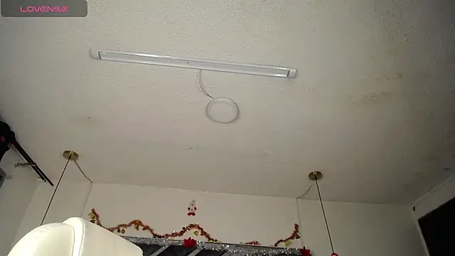 MIA YOURHOTTIE online show from December 2024 02:46:02 AM