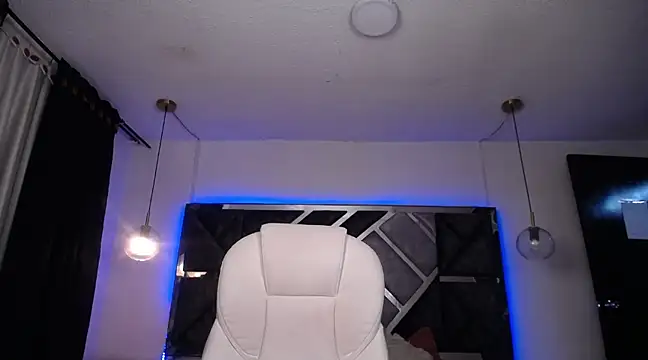 MIA YOURHOTTIE online show from February 2025 06:46:02 AM