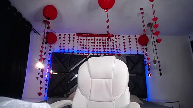 MIA YOURHOTTIE online show from February 2025 02:19:01 AM