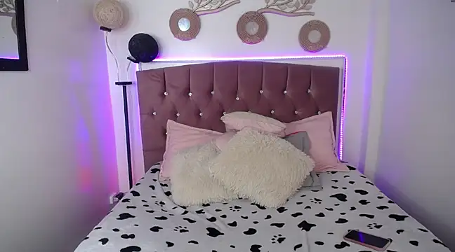 MIA YOURHOTTIE online show from February 2025 03:26:02 AM