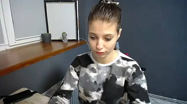 felicity gold online show from February 2025 07:36:02 AM