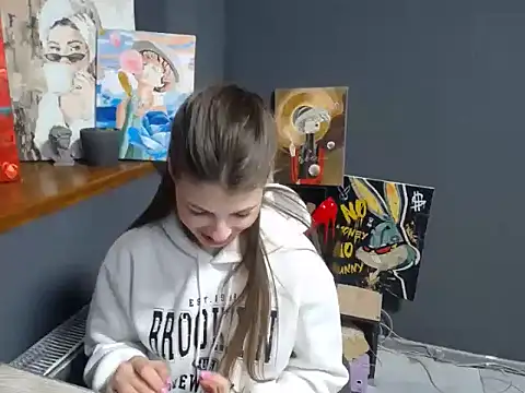 felicity gold online show from March 2026 06:03:02 AM