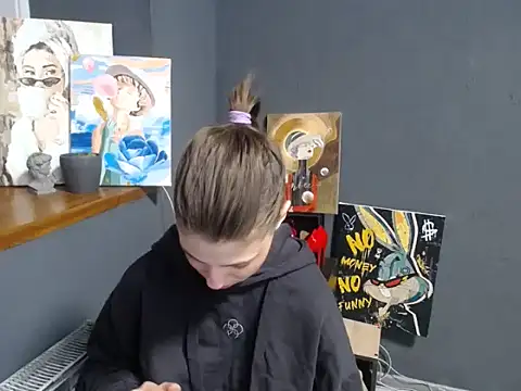 felicity gold online show from April 2026 06:03:02 AM