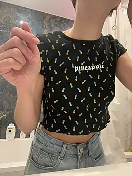 Kathleen Meow online show from January 2026 10:40:01 AM