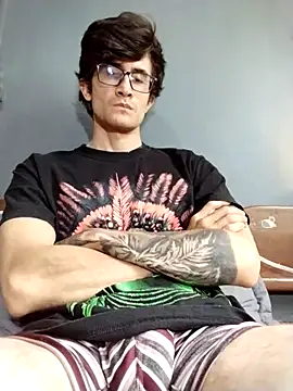 Loggan donnelly online show from March 2026 06:57:01 PM