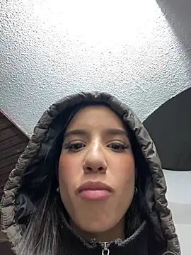 Praga Pink online show from March 2025 08:06:01 AM