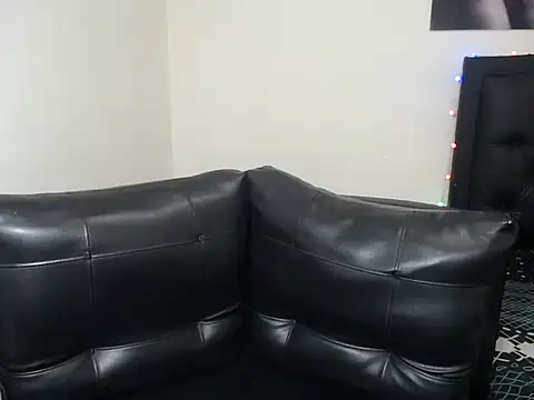 Snapshot of OLIVIAMISSY_02 chatting on December 2024 12:08:02 AM OLIVIAMISSY 02 online show from December 2024 12:08:02 AM