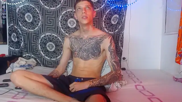 Snapshot of Adam_hard_ chatting on November 2025 01:21:02 PM Adam hard online show from November 2025 01:21:02 PM