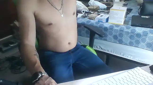 SOLESFETISHBR online show from March 2025 02:18:02 AM