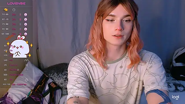 Snapshot of Alice_Hells chatting on February 2025 07:15:02 AM Alice Hells online show from February 2025 07:15:02 AM