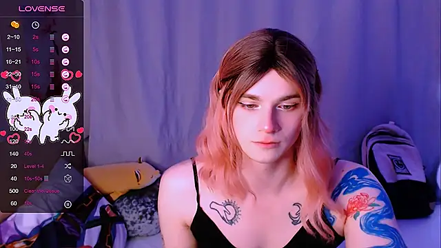 Snapshot of Alice_Hells chatting on October 2025 05:52:02 AM Alice Hells online show from October 2025 05:52:02 AM