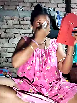 Hotty-dola online show from September 2025 07:27:01 PM