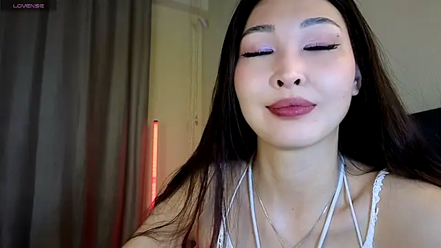 honey yani online show from May 2026 10:41:02 PM