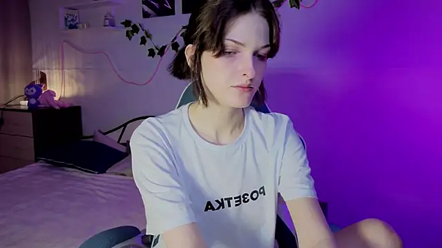 Sweet Paradox online show from September 2025 03:16:01 PM