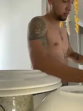 Snapshot of MrSoulMommy chatting on December 2024 09:24:01 PM MrSoulMommy online show from December 2024 09:24:01 PM