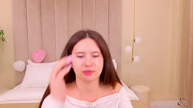 milaleoneli online show from February 2025 12:37:02 PM