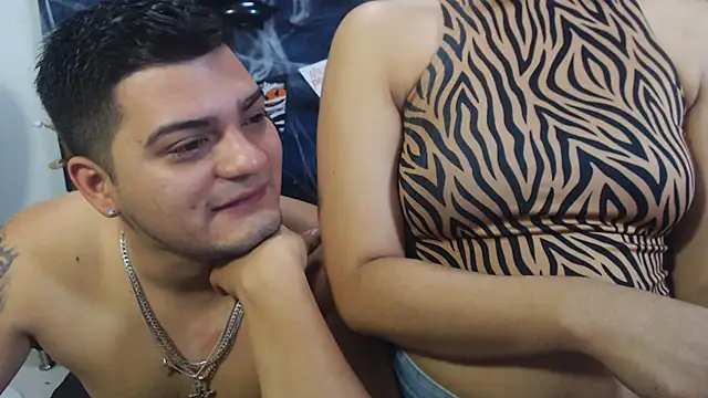 Snapshot of Group_Lustt chatting on October 2025 02:23:02 AM Group Lustt online show from October 2025 02:23:02 AM