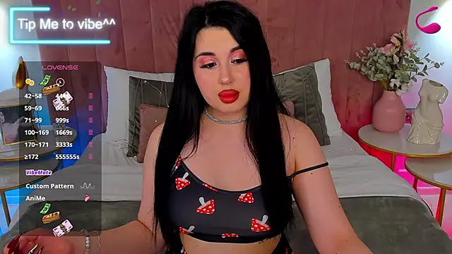 Mayzzie online show from October 2025 07:47:01 PM