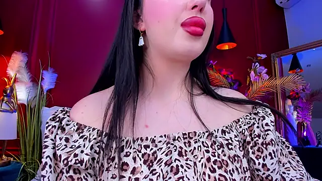 Mayzzie online show from July 2026 07:38:02 PM