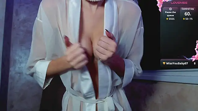 Domiiiniiicana online show from September 2025 07:14:02 PM