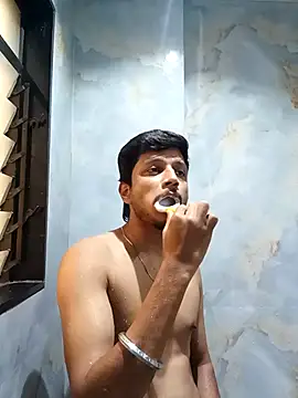 skinnyyyyyyyyy online show from March 2026 04:42:02 AM