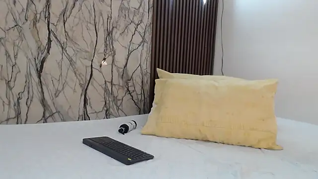 MartinaGuzmann online show from March 2025 07:57:02 AM