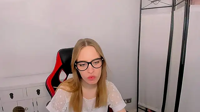 LilaGold online show from February 2025 06:55:01 PM