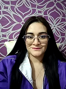 Snapshot of Hanna_Kinsley chatting on January 2025 04:37:02 AM Hanna Kinsley online show from January 2025 04:37:02 AM