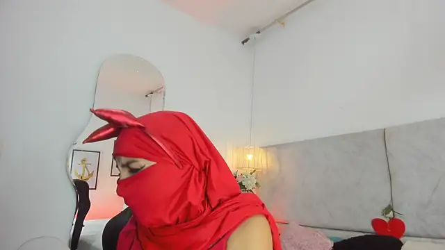 naomiii   online show from February 2026 11:43:02 AM