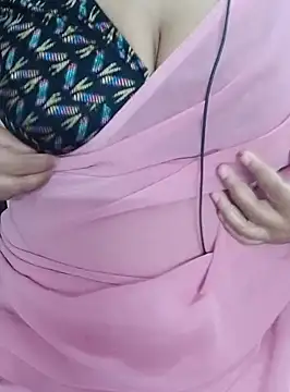 Snapshot of Yours_Radika chatting on February 2025 03:42:02 PM Yours Radika online show from February 2025 03:42:02 PM