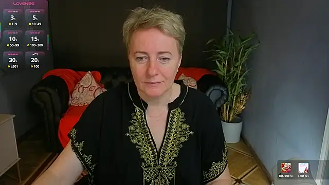 Nika Smit online show from May 2026 05:12:01 AM
