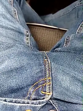 Snapshot of ManuRod1981 chatting on February 2026 01:47:01 PM ManuRod1981 online show from February 2026 01:47:01 PM