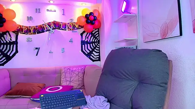 1Sloppy Fox4 online show from October 2025 08:55:02 AM