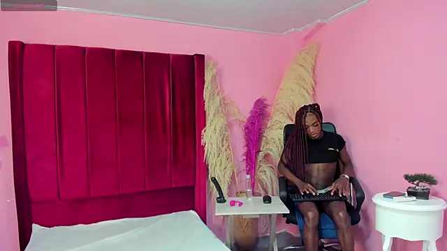 aishasounders online show from January 2025 11:59:01 AM