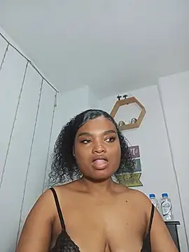 gianna smith online show from July 2026 10:40:02 AM
