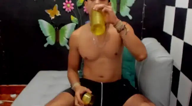 MikeRose94 online show from February 2025 08:52:02 PM