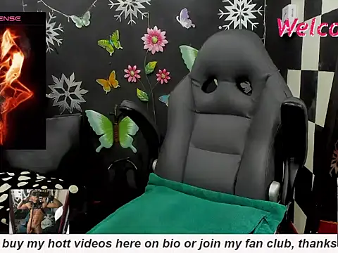 MikeRose94 online show from October 2025 05:08:01 PM