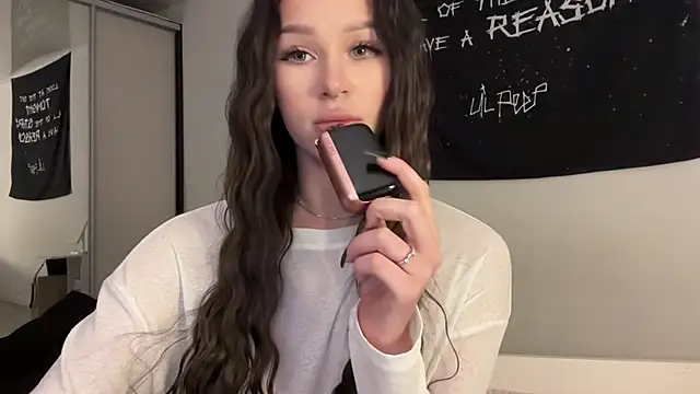 ur molly online show from February 2026 10:24:01 AM