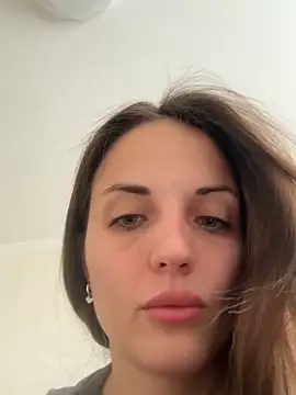 AmiLavs online show from November 2025 06:24:02 AM