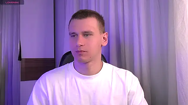 Snapshot of vance_rulez chatting on November 2025 06:48:01 AM vance rulez online show from November 2025 06:48:01 AM