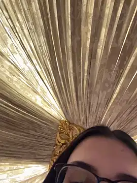 Snapshot of YeKaterinas chatting on December 2024 07:13:02 PM YeKaterinas online show from December 2024 07:13:02 PM