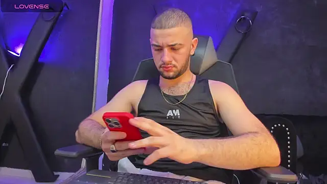 MaximusDick1  online show from September 2025 03:50:01 AM