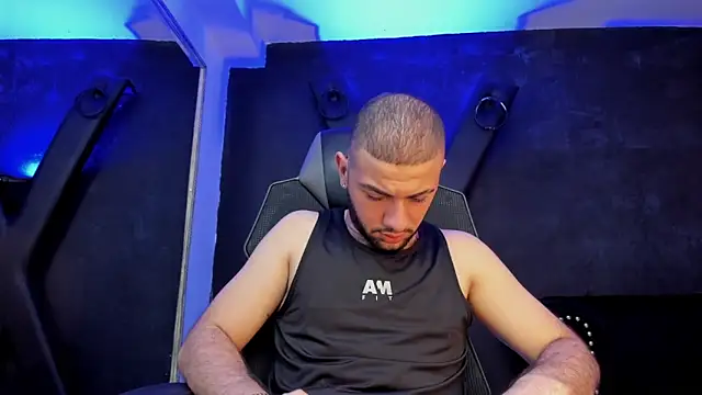 MaximusDick1  online show from September 2025 03:05:01 AM