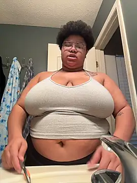 Snapshot of Ectorius chatting on February 2026 01:07:02 PM Ectorius online show from February 2026 01:07:02 PM