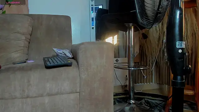 Snapshot of adhara_hotter chatting on October 2025 07:41:01 PM adhara hotter online show from October 2025 07:41:01 PM