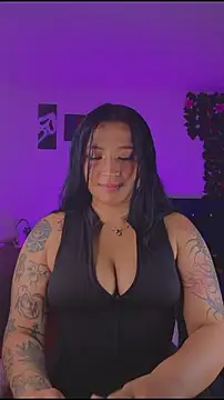 Pauilina online show from April 2026 10:01:02 PM