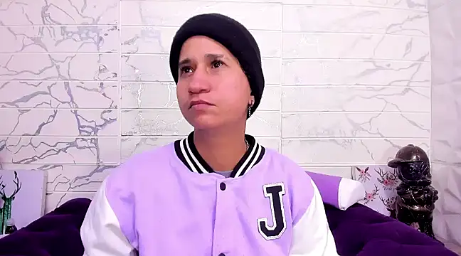 Im Milan Rs online show from February 2025 07:04:02 AM