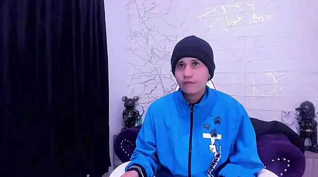 Im Milan Rs online show from February 2025 06:51:02 AM