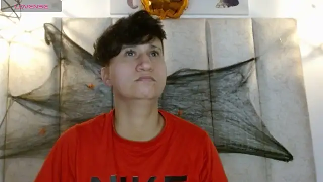 Im Milan Rs online show from October 2025 04:15:01 AM