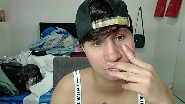 Im Milan Rs online show from December 2025 08:15:02 PM